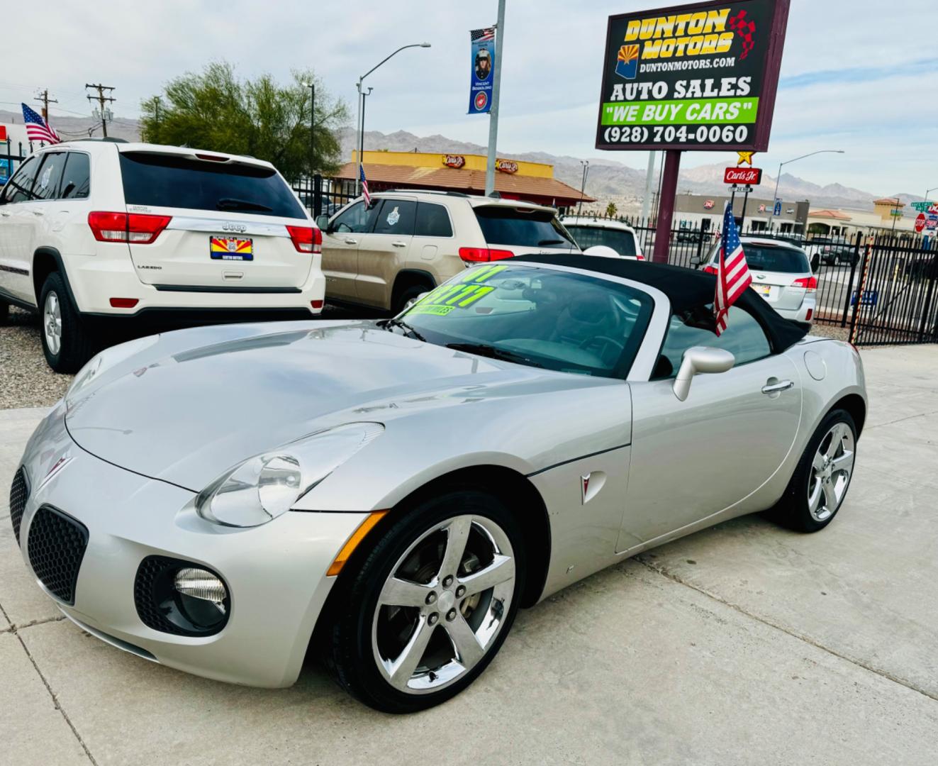 2008 Silver /black pontiac Solstice GXP Convertible with an 2.oI4 twin turbo engine, automatic transmission, located at 2190 Hwy 95, Bullhead City, AZ, 86442, (928) 704-0060, 0.000000, 0.000000 - Photo#13